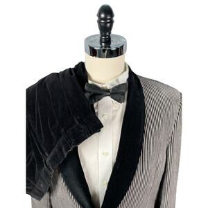 Giorgio Brutini 2pc Suit Men 48L Black Striped Velvet Formal Pleated Pants 42/33